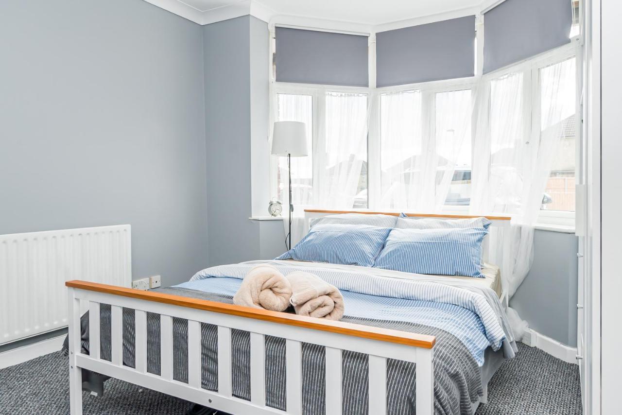 Shirley House 2, Self Catering Guest House, Self Check In, Smart Locks, 10 Min Walk To Southampton General, Aspire And Princess Anne Hospitals, Access To Fully Equipped Kitchen, Excellent Transport Links, Ideal For Longer Stays And Hospital Shifts Экстерьер фото